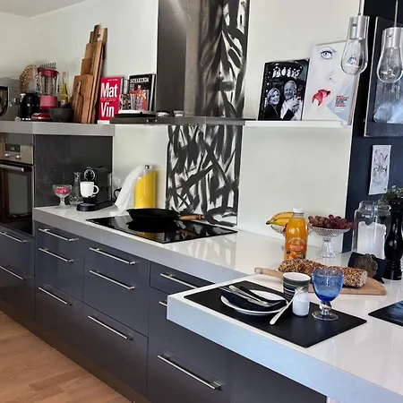 Panorama Byfjorden 公寓 *