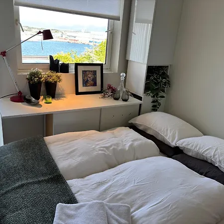 Panorama Byfjorden アパート *