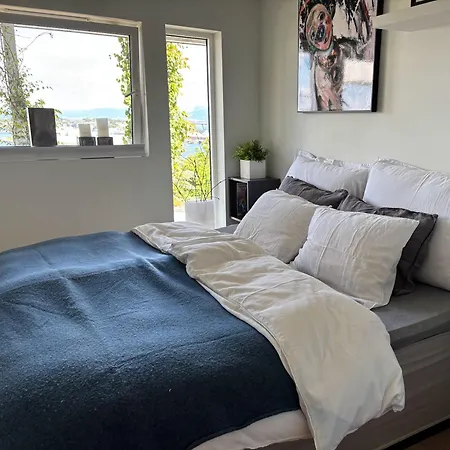 דירה Panorama Byfjorden *